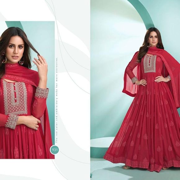 Beautiful Gown Dress for any Occasion - Picture 12 of 12